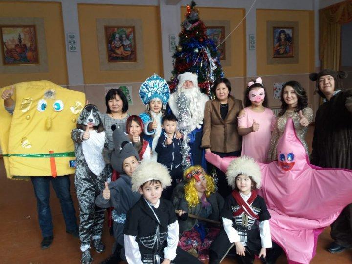 2018 жылы 29 желтоқсанда сағат 10.30. бен 14.30. аралығында 1-4 қазақ сыныптарына жаңа жылдық шырша мерекесі өткізілді. Іс-шыршаға барлық сыныптар қатысты. Жаңа жылдық қойылым кейіпкерлерінің рөлін мектеп ұстаздары мен оқушылар сомдады.