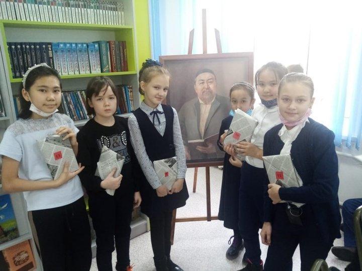 «Книжные жмурки»
